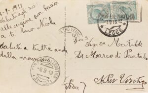 Cartolina d'epoca - Donnina con cestini di uova 1918 (Sergio Bompard) - immagine 2