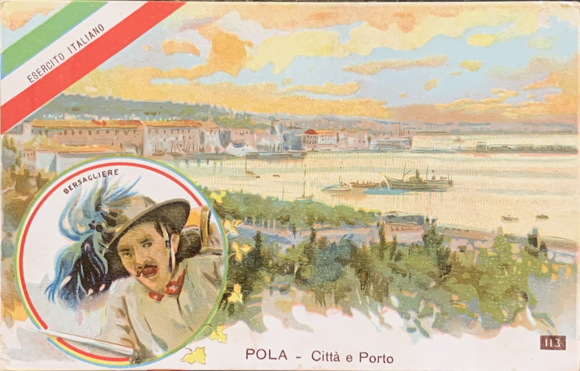 Cartolina d'epoca - Esercito Italiano (Bersagliere). Pola - Città e Porto 1918 - immagine 1